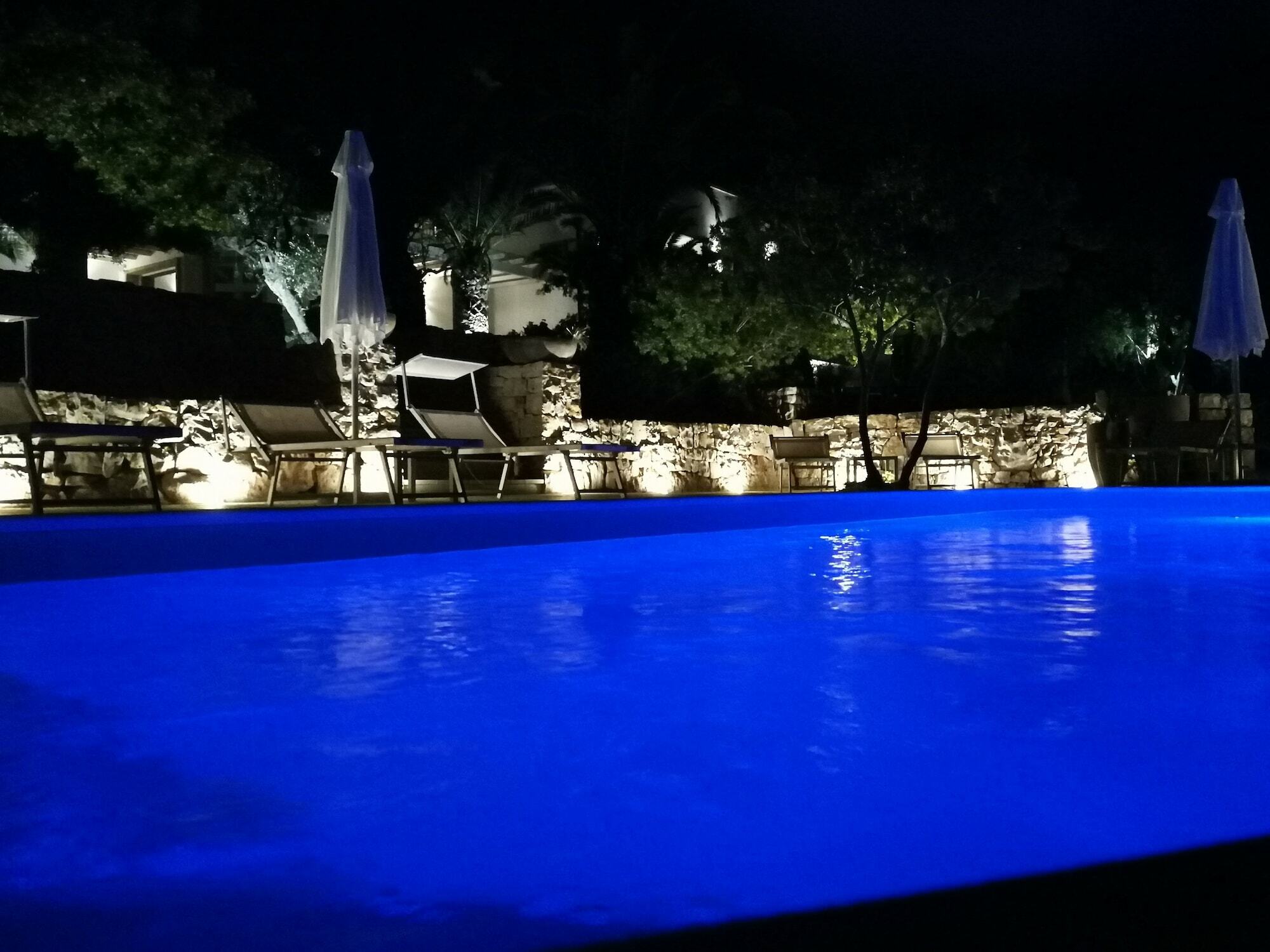 Tenuta Aletheia B&B 알리스테 외부 사진